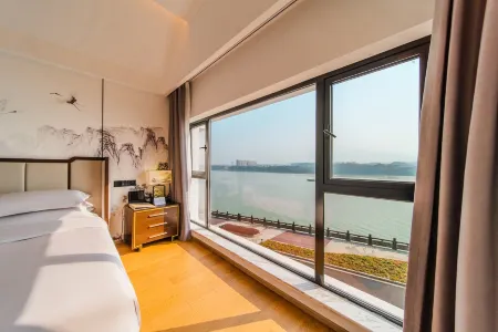 Tonglu Yunyinxi'an International Hotel