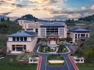 DIANJUN TAOHUALING HOTEL