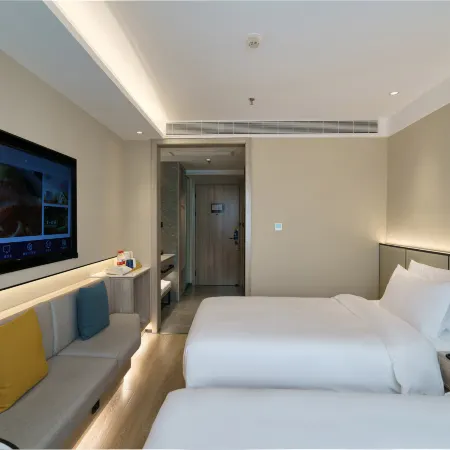Starway Hotel (Wuyue Plaza, Ankang City)