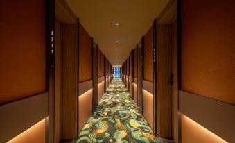 Orange Hotel (Dalian Railway Station)