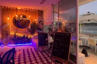 White House Shenzhen Nan'ao Beach Seaview guesthouse