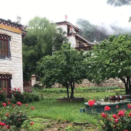 Danbaran Zhuzangjia Homestay