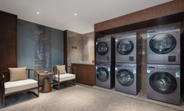 TILL BRIGHT Hotel (Changsha Binjiang Jinrong Center)