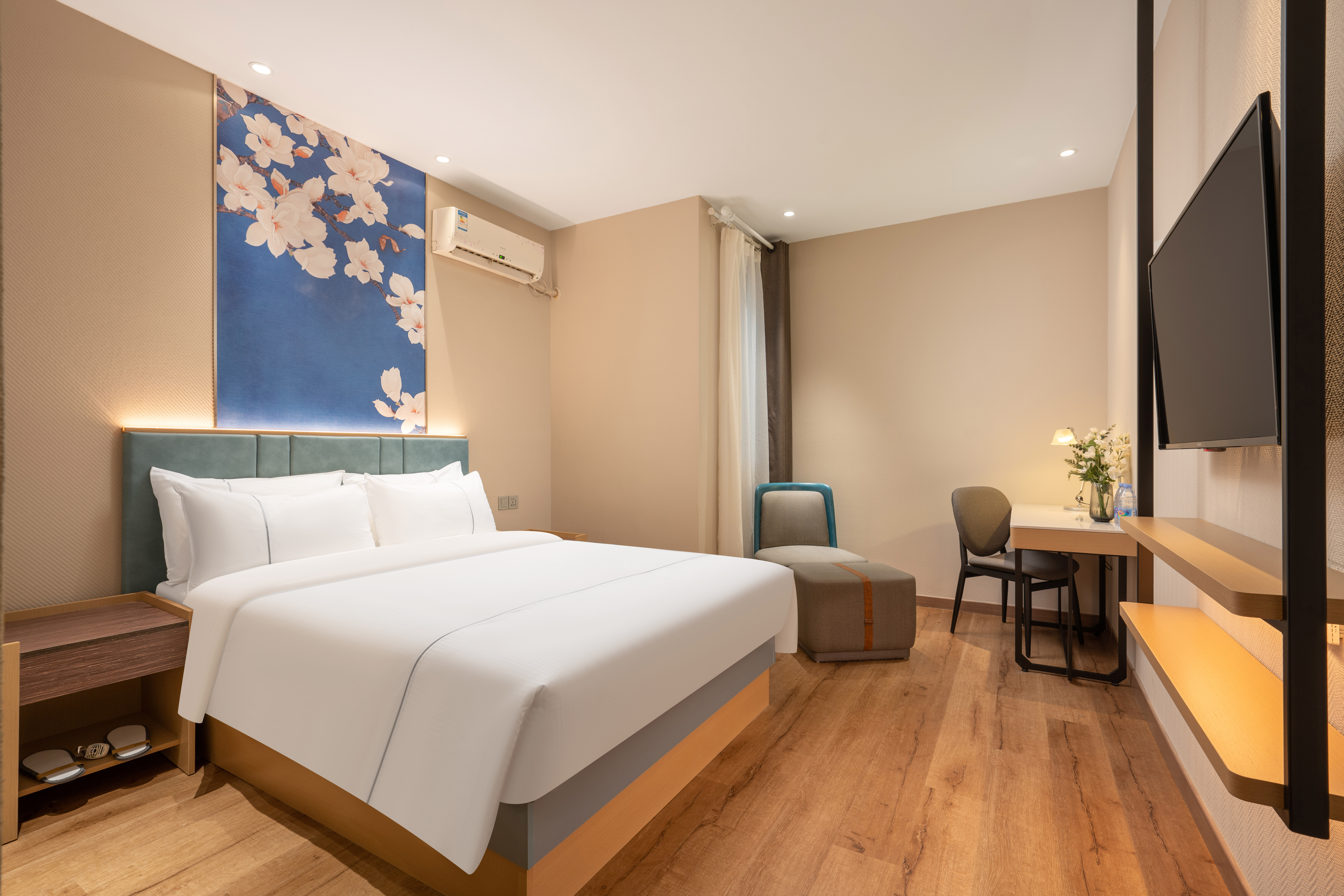 Jinjiang Inn (Shanghai Zhihui Yuan Qu Hulan Road Metro Station) Over view