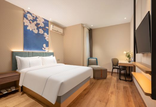 Jinjiang Inn (Shanghai Zhihui Yuan Qu Hulan Road Metro Station) Hotel Overview