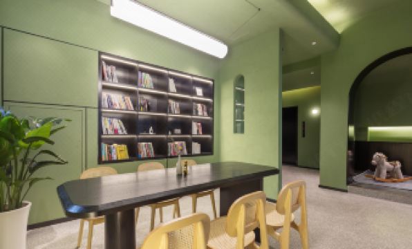 Suzhou LBED Select Hotel (Guanqian Street Chayuanchang Subway Station)