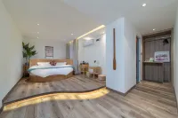 Zhijian B & B (Huizhou West Lake store)