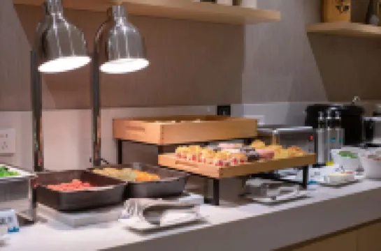 城市便捷酒店（南寧朝陽廣場地鐵站三街兩巷店）