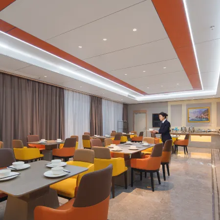 Vienna Hotel (Jing'an City Plaza)