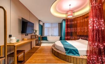 Floral Hotel· Yihe Elysees Homestay (Ningjin County Debai Plaza Branch)