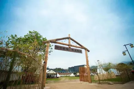 Zhuxi Camp Tent Camp