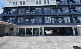 RoomQuest IT Square Don Mueang Airport