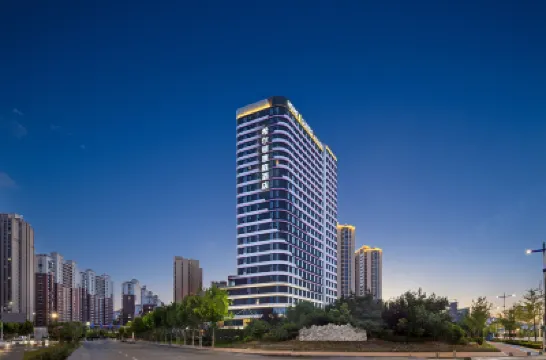 Home2 Suites by Hilton Yantai Laishan Hotels near China Agricultural University Yantai Branch