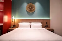 Keyou Hotel (Jiaozuo High-speed Railway Station Wanda Plaza)