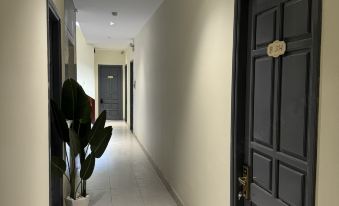La Phan Huy Ich Hotel