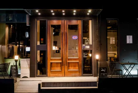 CANVAS HOSTEL BLACK Отели рядом с достопримечательностью «BUSAN X the SKY»