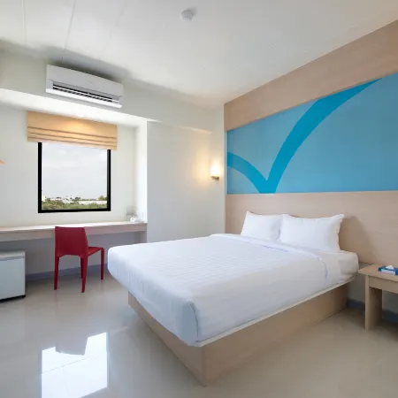 Hop Inn Kanchanaburi Building B Отели рядом с достопримечательностью «Школа Висадтагунгсри»