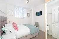 F1 Greek Street by City Living London - 방갈로
