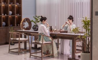 Moshang Landscape Printing Hotel (Guilin Yangshuo Yulong River Branch)