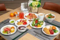 Country Inn & Suites by Radisson Hotel (Guangan Huayingshan) - sarapan