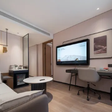 ChiFeng Hongshan Commercial Pedestrian Street Atour Hotel