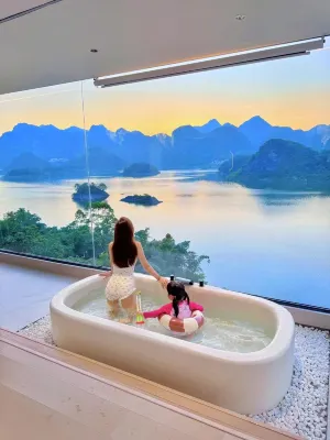 Mirror Lake Retreat