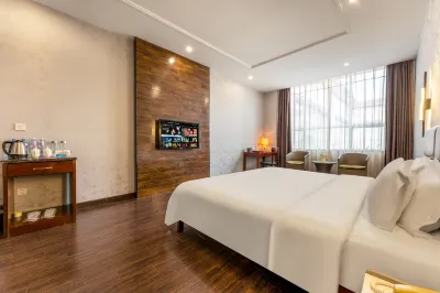 Qiaodu Hotel (Jiangmen Light Rail Station) Hotels in Jiangmen East Station