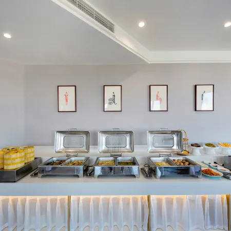 QIANNA HOTEL GLORIOUS (Anyang Museum Wanda Plaza Branch)