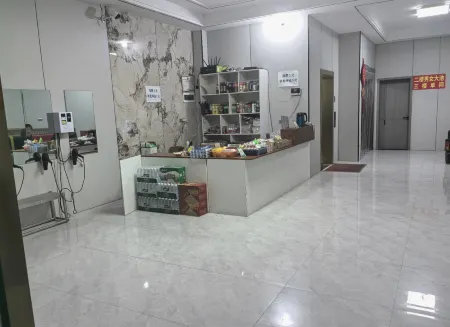 Lushui Qingshan Hot Springs Homestay