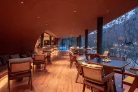 Zhangjiajie Qishi Li Cave Homestay (National Forest Park Flagship Store)