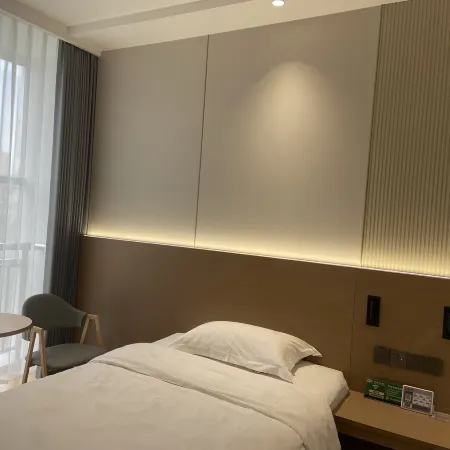 Dongsheng Business Hotel