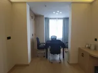 Yuanquan Hotel (Kaifeng Millennium City Park)