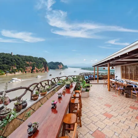 Jiangshan Scenic Hotel