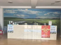 Evening Breeze Courtyard-Style Hotel (Fengning Bashang Grassland Datanzhen) - balcón
