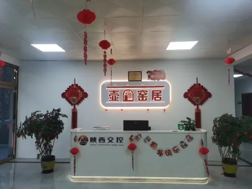 Yichuan Hukou Cave Dwelling - 2 stelle