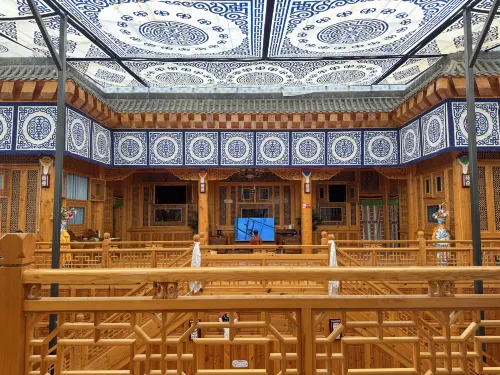 Layah Homestay - balcón