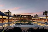 Xingyang Valley Hot Springs Luxury Tent Hotel - Mountain view
