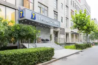 7 Days Premium(Fengtai Railway Station - Zongbuji Science  ) Hotels near Purple Valley Eden