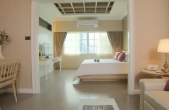 ザ ラヤ スラウォン バンコク