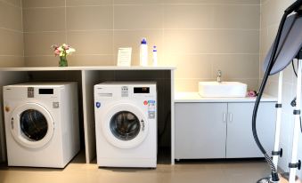 Homeinn Selected Hotel (Lincang Washan Fengcheng Railway Station)