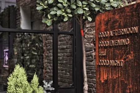 RAW HOTEL Отели рядом с достопримечательностью «Sanjiacun Reservoir»