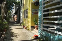Ellen's Apartelle