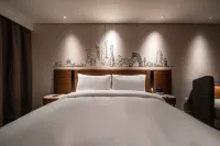 UrCove by HYATT Shanghai Lujiazui Expo Отели в г. Шанхай