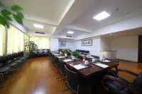 Taizhou Meizhu Hotel (Jiaojiang City Government Avenue Baolongcheng Store)