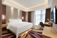 LAVANDE HOTELS (Duyun Da Cross Wenfeng Park Store) Hotels near Duyun Railway Station