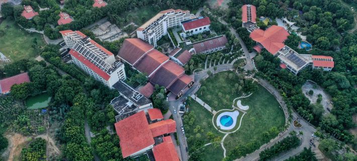 รีสอร์ทน้ำพุร้อน หงเกอ โรงแรมในหยานเปียน
