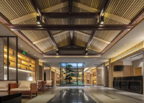 Atour X Hotel Futian Chegong Temple Shenzhen Отели рядом с достопримечательностью «Tianshan»