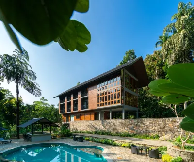 Moksha at Kitulgala - Rainforest Boutique Hotel Các khách sạn gần Gale Pansala