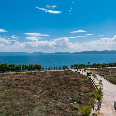 Junshang Homestay