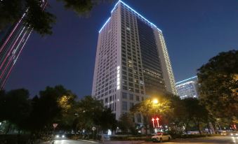 Homeinn Plus Hotel (Xi'an High-tech Zone Jinye First Road Zhangba Fourth Road Subway Station)